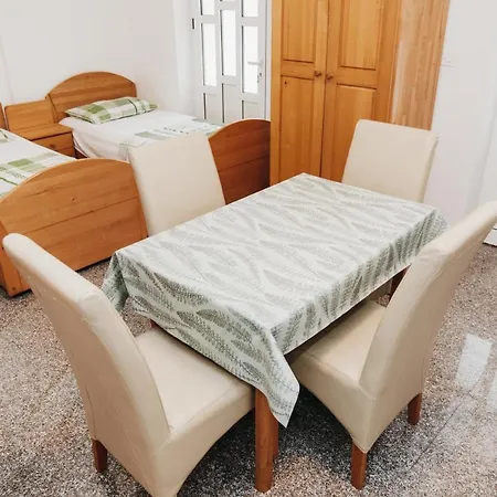 Aequum 3* أوكغوك غورنيي