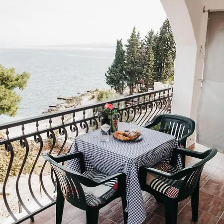 Aequum بيت ضيافة 3*