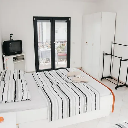Guest house Villa Aequum