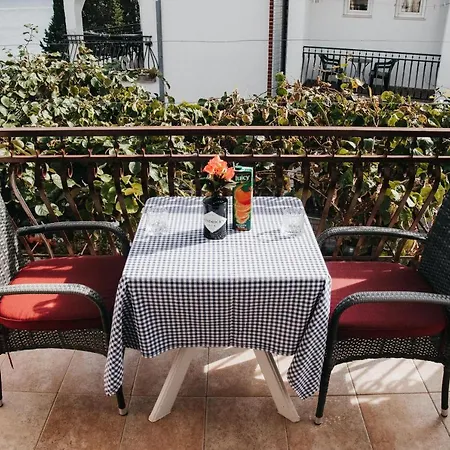 Villa Aequum Guest house *