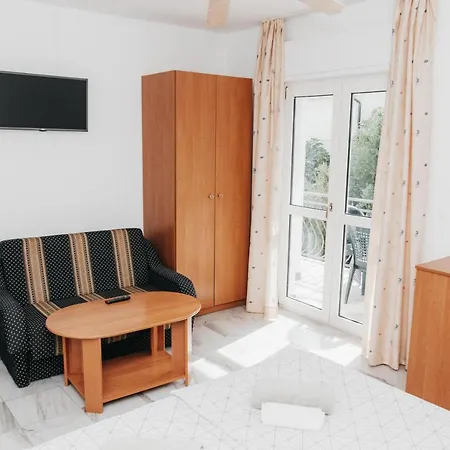 Villa Aequum Guest house