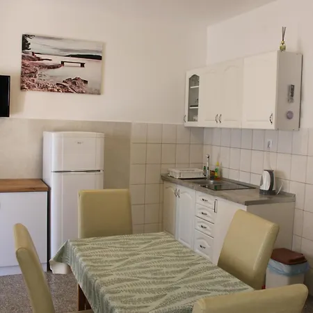 Aequum Pensionat 3*