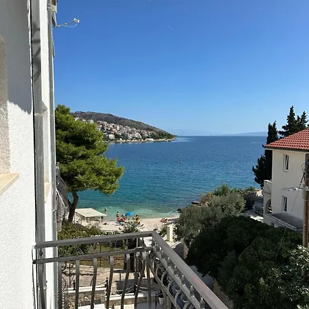 Villa Aequum Guest house