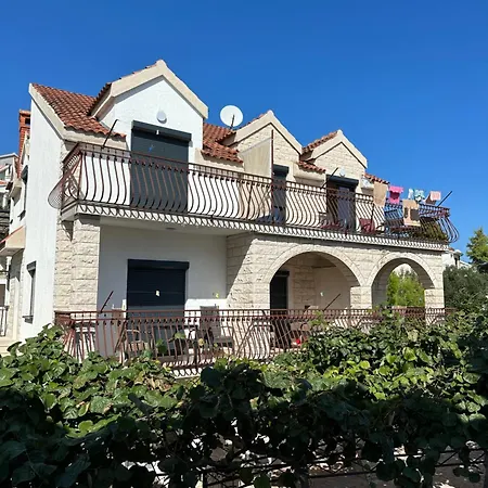 Villa Aequum Okrug Gornji