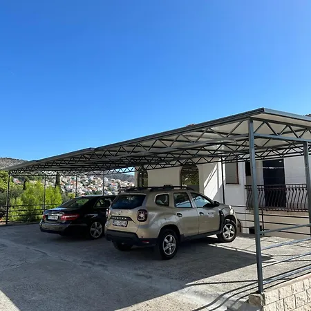 Guest house Villa Aequum Okrug Gornji