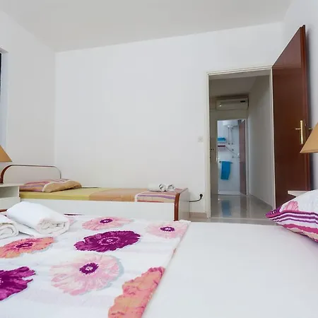Villa Aequum Guest house *
